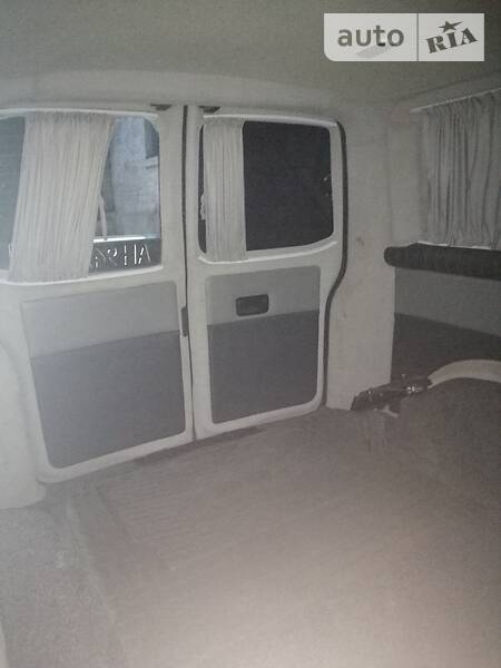 Volkswagen Transporter 2011 в Торецьку