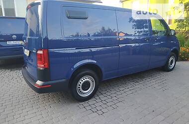  Volkswagen Transporter 2015 в Луцке