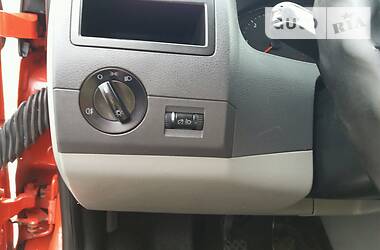 Минивэн Volkswagen Transporter 2004 в 