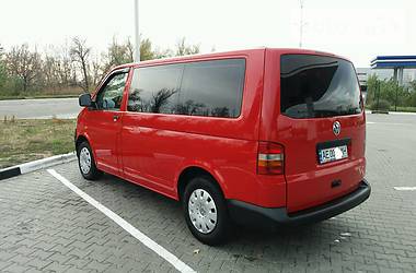 Минивэн Volkswagen Transporter 2004 в 