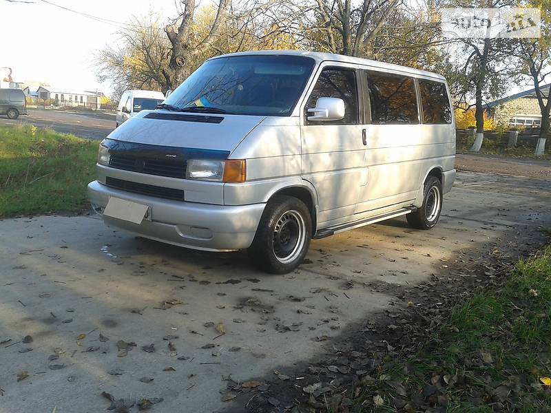 Минивэн Volkswagen Transporter 1996 в Костополе