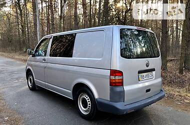 Вантажопасажирський фургон Volkswagen Transporter 2006 в Києві