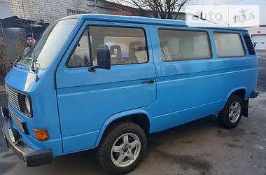 Минивэн Volkswagen Transporter 1990 в 