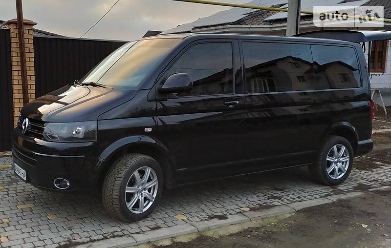 Грузовой фургон Volkswagen Transporter 2012 в Южном