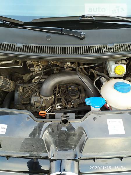 Грузовой фургон Volkswagen Transporter 2012 в Южном