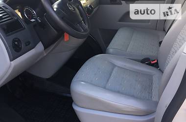 Грузопассажирский фургон Volkswagen Transporter 2011 в 