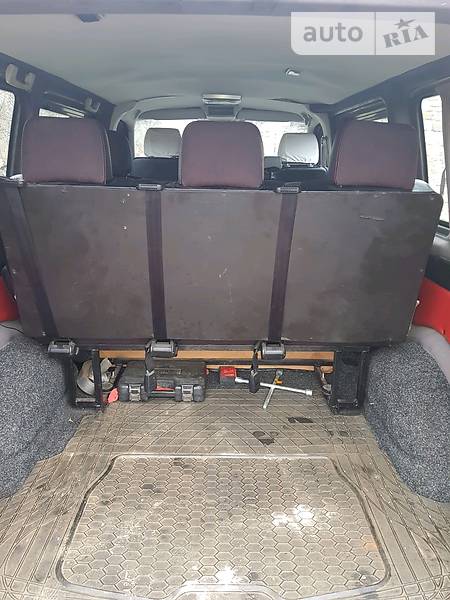 Грузопассажирский фургон Volkswagen Transporter 2004 в Каменец-Подольском