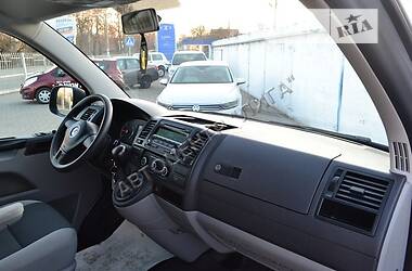 Грузопассажирский фургон Volkswagen Transporter 2015 в Хмельницком