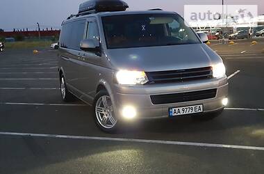Вантажопасажирський фургон Volkswagen Transporter 2010 в 