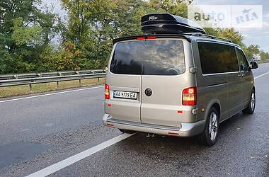 Вантажопасажирський фургон Volkswagen Transporter 2010 в 