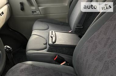 Мінівен Volkswagen Transporter 2000 в 