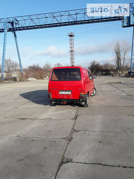 Мінівен Volkswagen Transporter 2001 в Одесі
