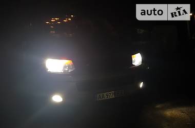 Вантажопасажирський фургон Volkswagen Transporter 2010 в 
