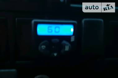 Вантажопасажирський фургон Volkswagen Transporter 2001 в 