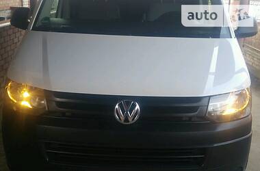 Вантажопасажирський фургон Volkswagen Transporter 2015 в Луцьку