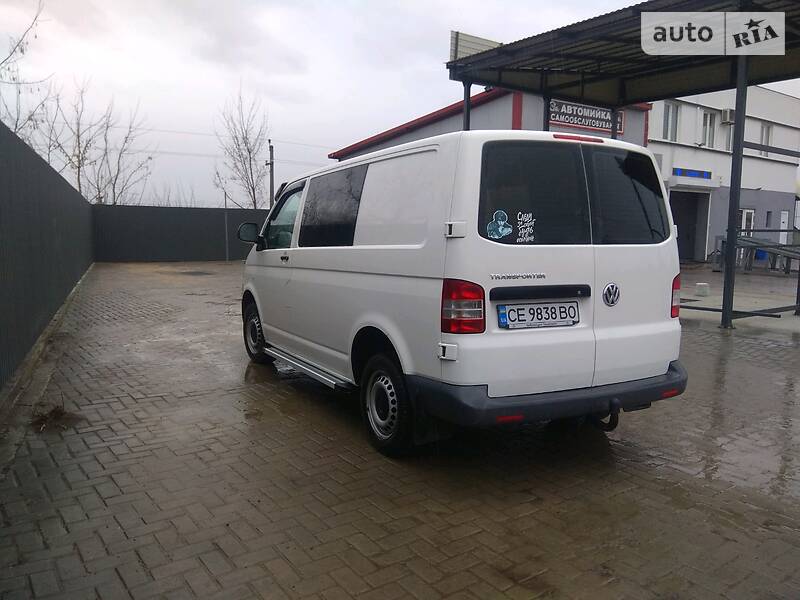 Мінівен Volkswagen Transporter 2010 в Чернівцях