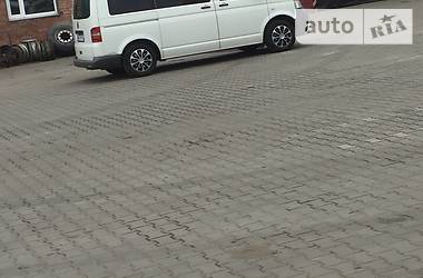 Універсал Volkswagen Transporter 2004 в 