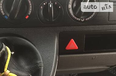 Універсал Volkswagen Transporter 2004 в 