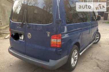 Volkswagen Transporter 2006 в 