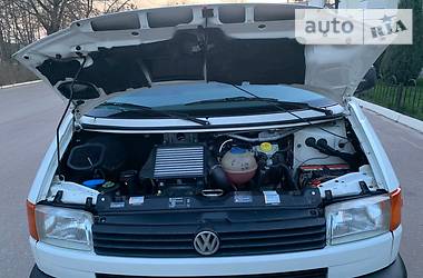 Мінівен Volkswagen Transporter 2002 в 