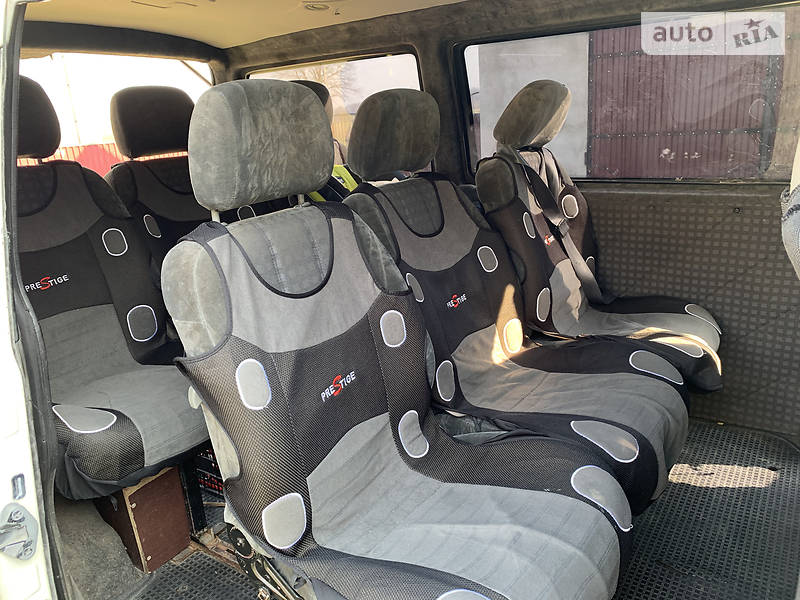 Вантажопасажирський фургон Volkswagen Transporter 1999 в Чернівцях