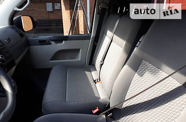 Грузовой фургон Volkswagen Transporter 2013 в 
