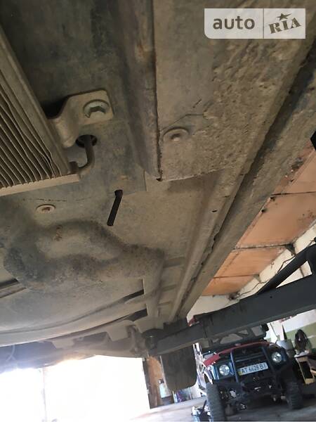 Мінівен Volkswagen Transporter 2004 в Івано-Франківську