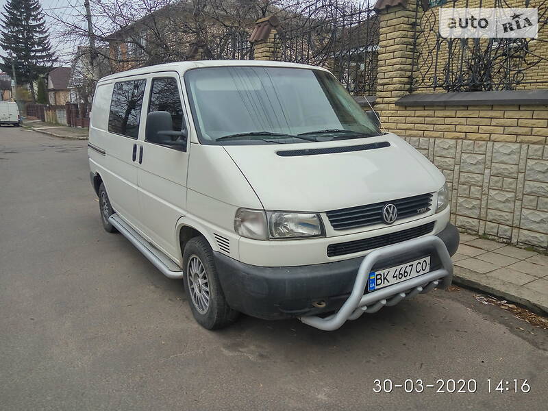 Вантажопасажирський фургон Volkswagen Transporter 2002 в 