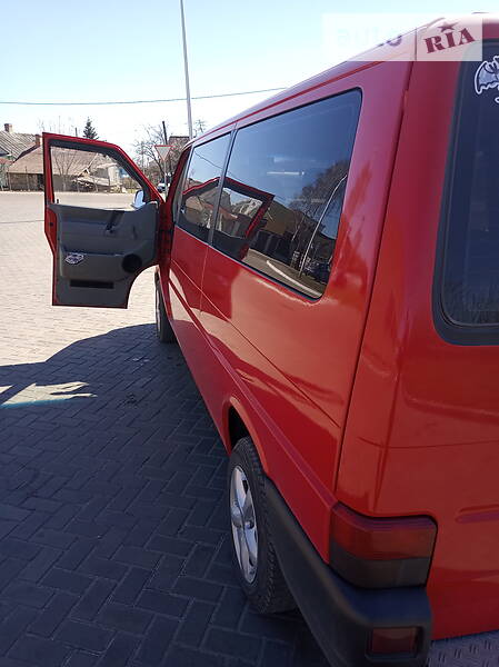Минивэн Volkswagen Transporter 1997 в Любомле