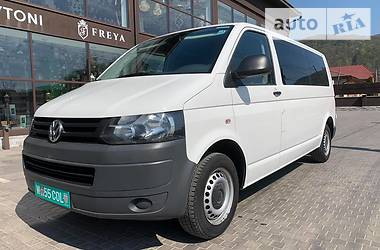  Volkswagen Transporter 2012 в 