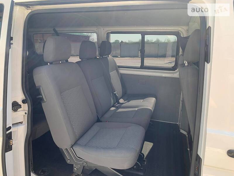 Volkswagen Transporter 2012 в Виноградове