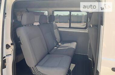  Volkswagen Transporter 2012 в 