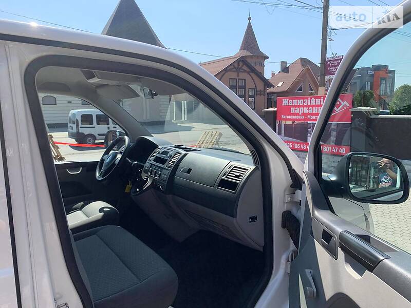 Volkswagen Transporter 2012 в Виноградове