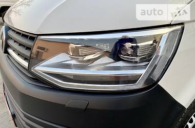 Мінівен Volkswagen Transporter 2015 в 