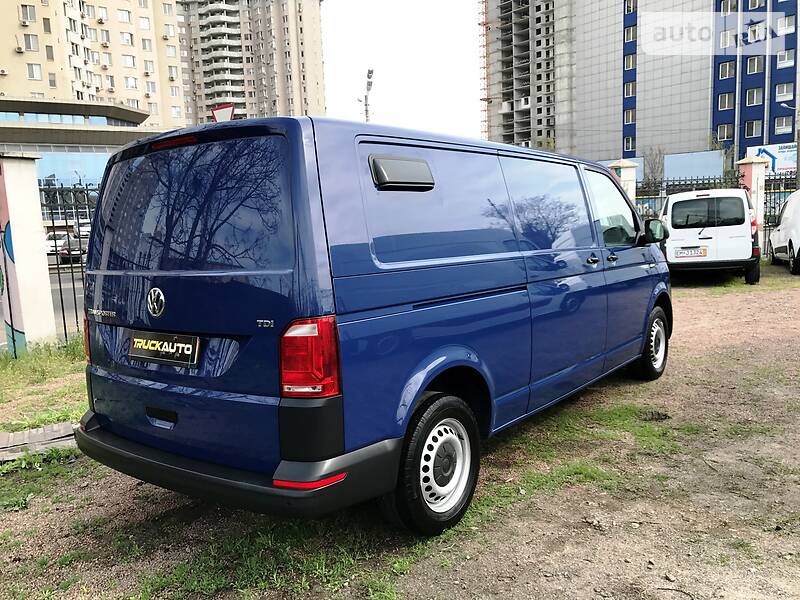 Вантажопасажирський фургон Volkswagen Transporter 2016 в Одесі