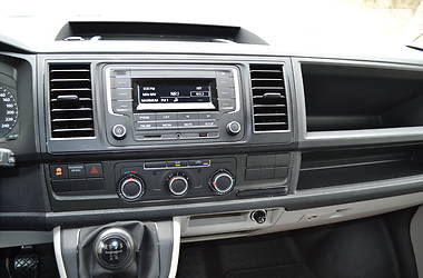 Мінівен Volkswagen Transporter 2015 в 