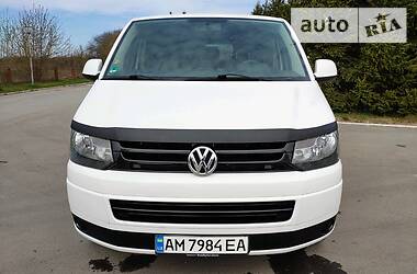 Мінівен Volkswagen Transporter 2010 в 