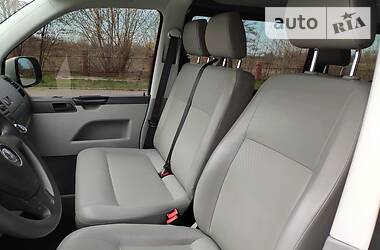 Мінівен Volkswagen Transporter 2010 в 