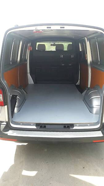 Вантажопасажирський фургон Volkswagen Transporter 2015 в Дубні фото 18 Вантажопасажирський фургон Volkswagen Transporter 2015 в Дубні