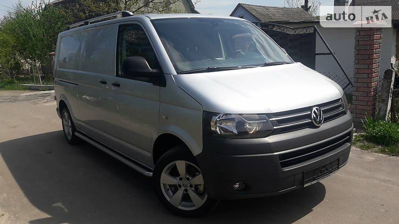 Вантажопасажирський фургон Volkswagen Transporter 2015 в Дубні фото Вантажопасажирський фургон Volkswagen Transporter 2015 в Дубні