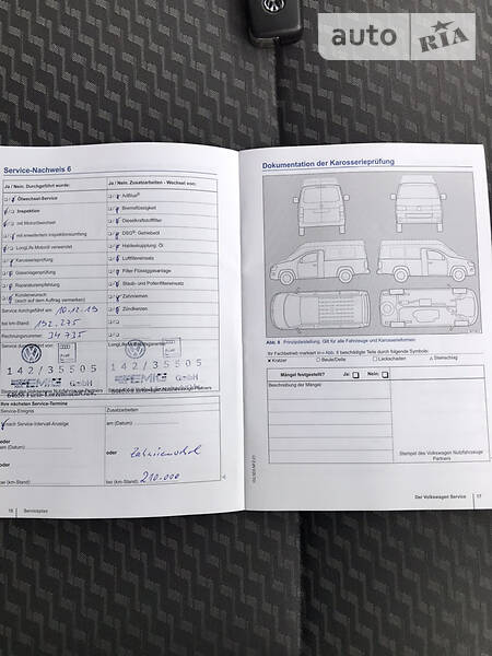 Вантажопасажирський фургон Volkswagen Transporter 2015 в Луцьку