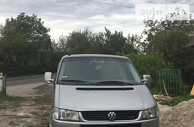 Вантажопасажирський фургон Volkswagen Transporter 2000 в 