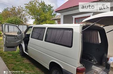 Минивэн Volkswagen Transporter 1996 в Кельменцах