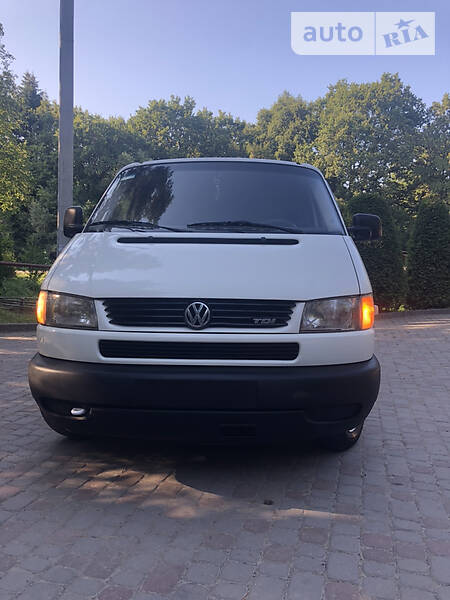 Volkswagen Transporter 2003 в Дрогобичі
