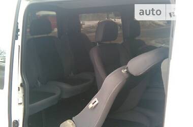 Универсал Volkswagen Transporter 2011 в Хороле