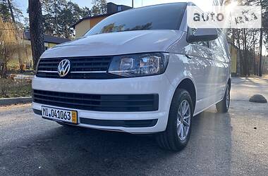 Грузопассажирский фургон Volkswagen Transporter 2016 в Буче