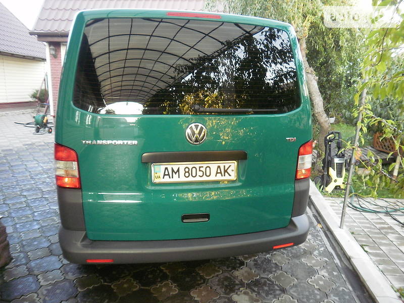 Минивэн Volkswagen Transporter 2010 в Ружине