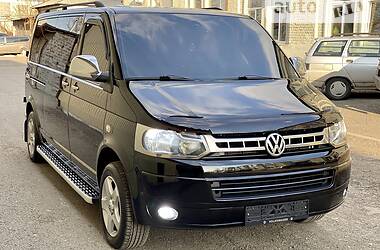 Минивэн Volkswagen Transporter 2012 в 