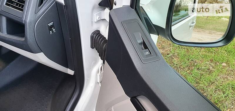 Минивэн Volkswagen Transporter 2016 в Кропивницком фото 47 Минивэн Volkswagen Transporter 2016 в Кропивницком