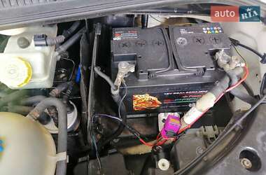 Минивэн Volkswagen Transporter 2005 в 